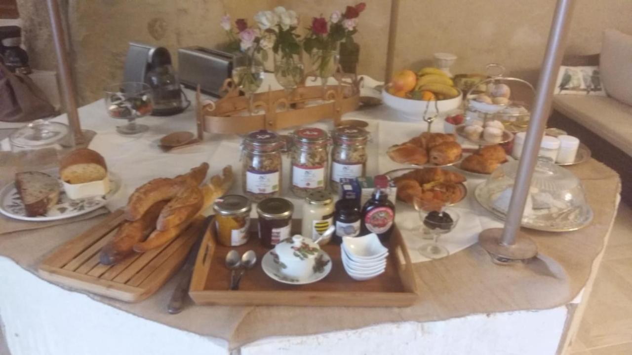 Le Manoir Des Roches Acomodação com café da manhã Bourré Exterior foto