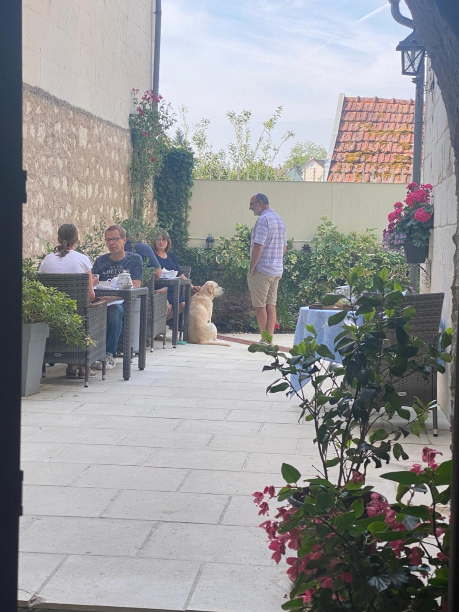 Le Manoir Des Roches Acomodação com café da manhã Bourré Exterior foto